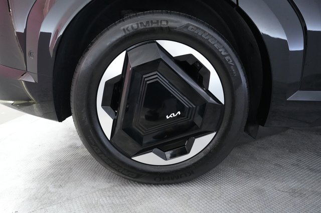 2024 Kia EV9 — photo 17 of 23