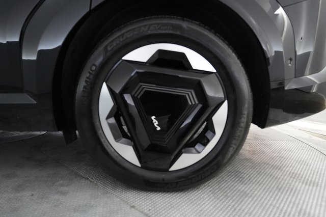 2024 Kia EV9 — photo 7 of 23