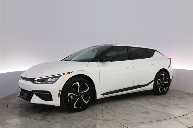2024 Kia EV6 — photo 13 of 22