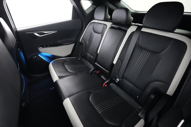 2024 Kia EV6 — photo 18 of 22