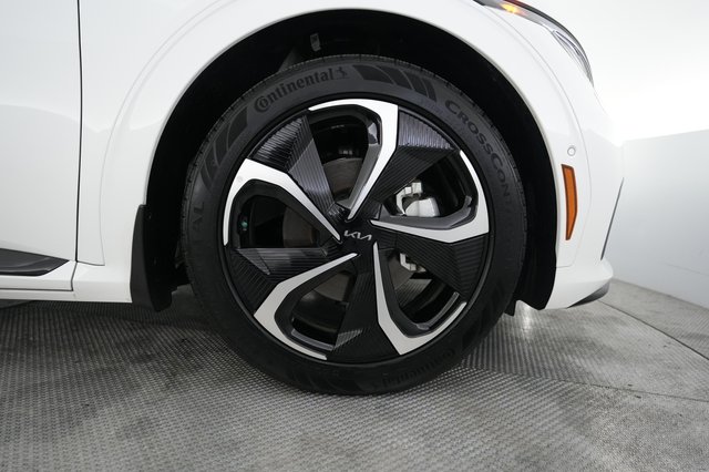 2024 Kia EV6 — photo 15 of 22