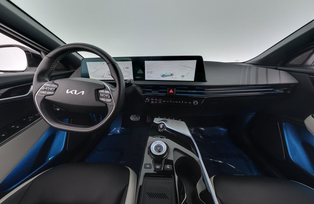2024 Kia EV6 — photo 20 of 22
