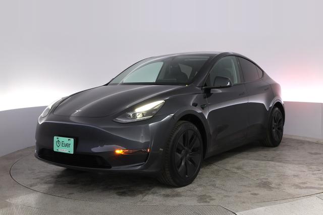 2025 Tesla Model Y