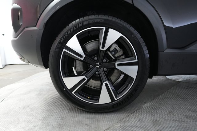 2025 Polestar 3 — photo 17 of 22