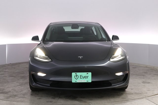 2018 Tesla Model 3 — photo 9 of 21