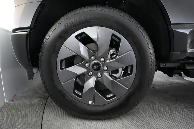 2025 Ford F-150 Lightning