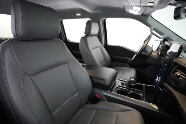 2025 Ford F-150 Lightning — photo 11 of 13