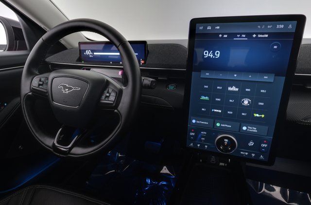 2025 Ford Mustang Mach-E — photo 20 of 23