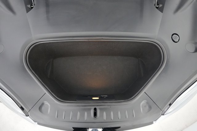 2025 Tesla Model S — photo 20 of 21