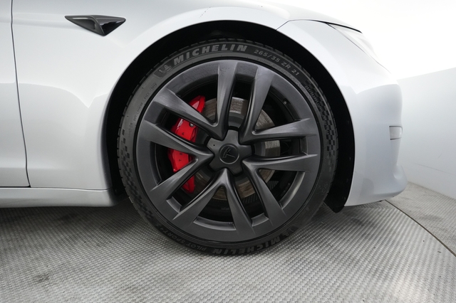 2025 Tesla Model S