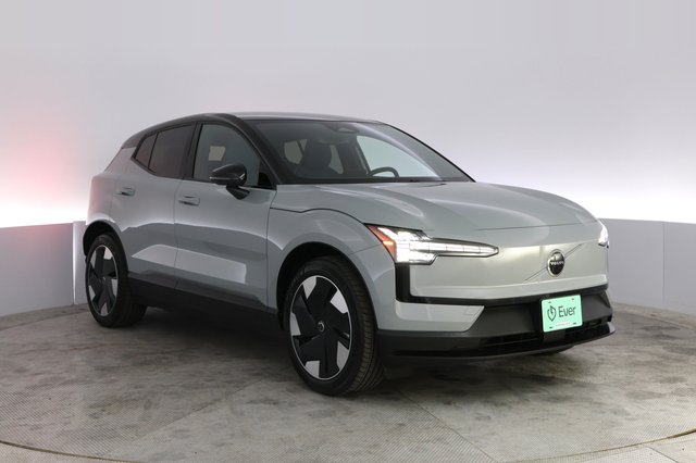 2025 Volvo EX30 — photo 10 of 21