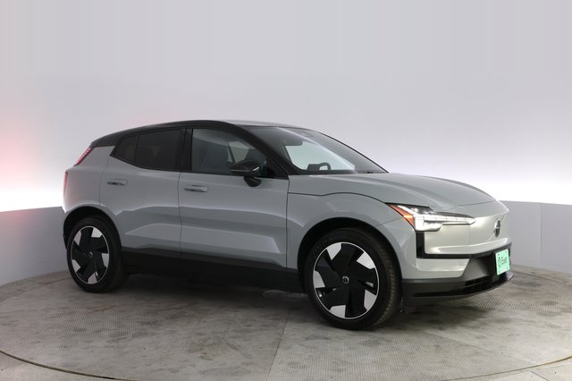 2025 Volvo EX30 — photo 11 of 21