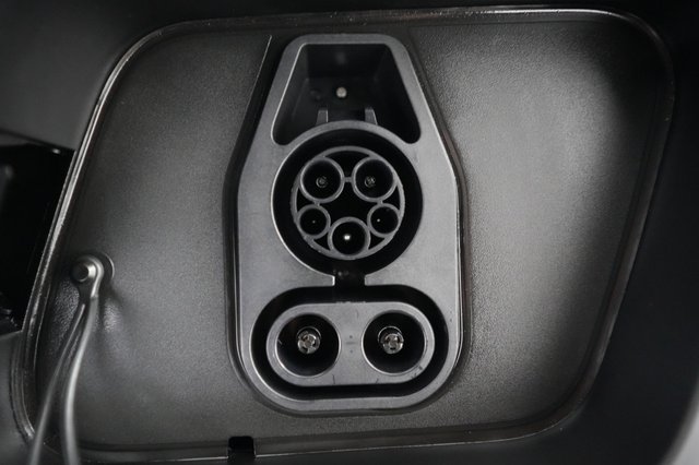 2025 Volvo EX30 — photo 8 of 21