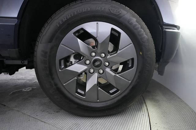 2025 Ford F-150 Lightning