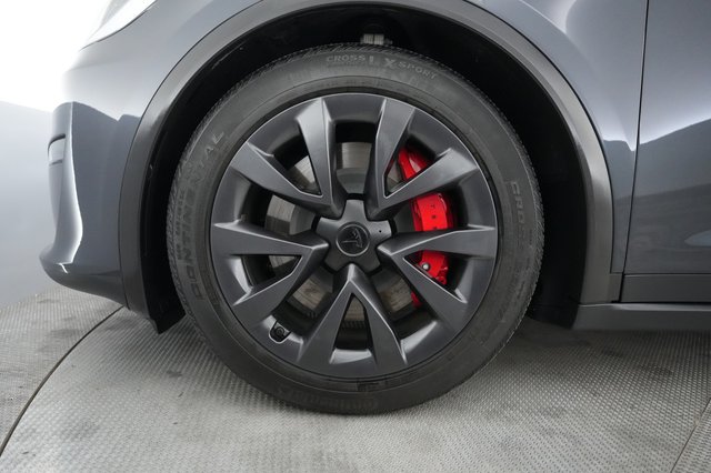 2024 Tesla Model X — photo 15 of 23