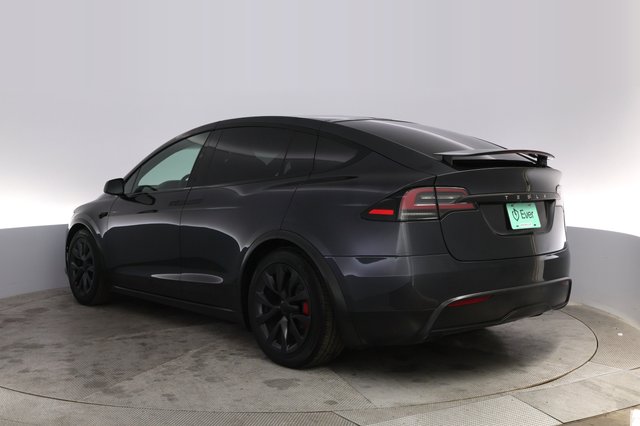 2024 Tesla Model X — photo 13 of 23