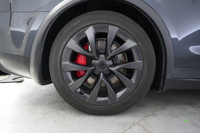 2024 Tesla Model X — photo 17 of 23