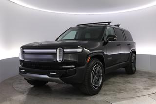 2025 Rivian R1S