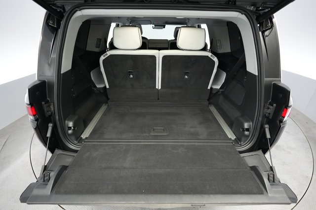 2025 Rivian R1S — photo 6 of 24