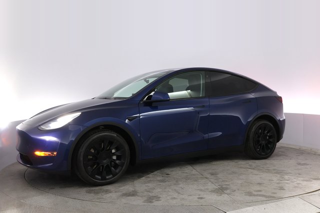 2021 Tesla Model Y — photo 14 of 22