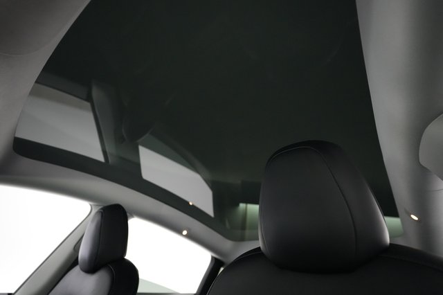 2021 Tesla Model Y — photo 20 of 22