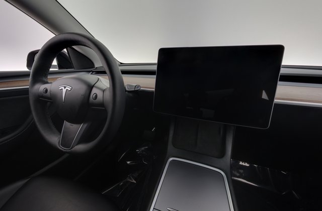 2023 Tesla Model Y — photo 20 of 24