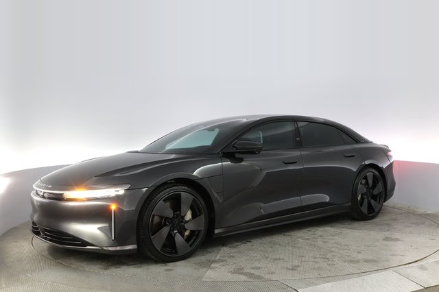 2023 Lucid Air — photo 14 of 21