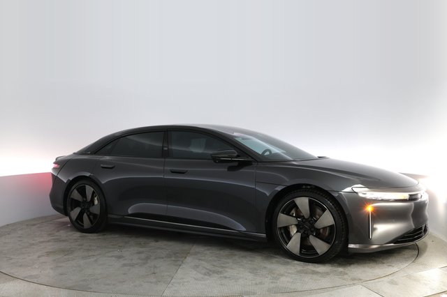 2023 Lucid Air — photo 11 of 21
