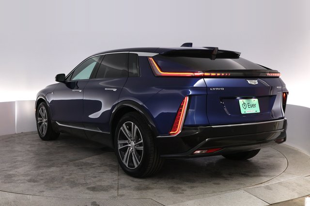 2024 Cadillac Lyriq — photo 13 of 21