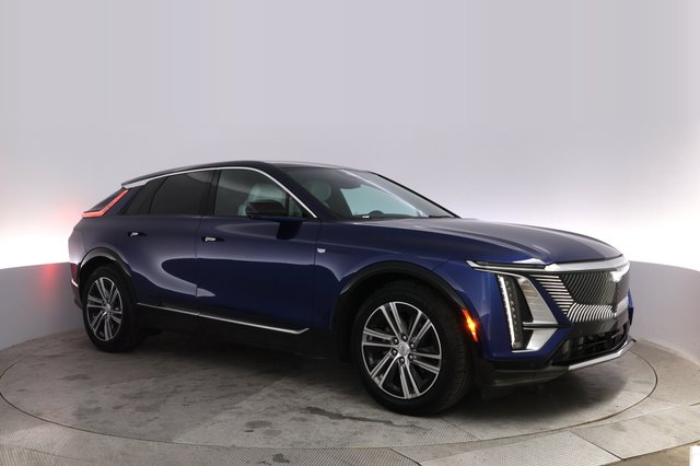 2024 Cadillac Lyriq — photo 11 of 21