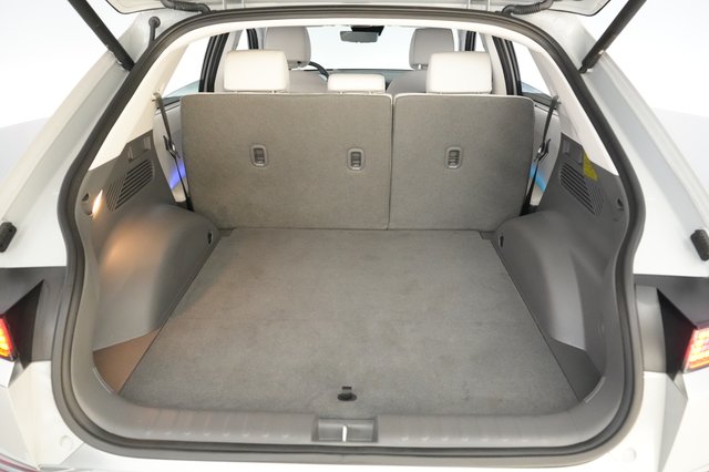 2024 Hyundai IONIQ 5 — photo 6 of 21