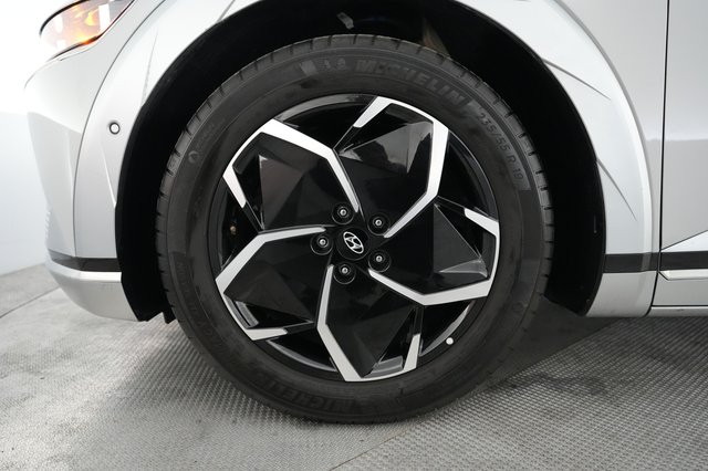 2024 Hyundai IONIQ 5 — photo 15 of 21
