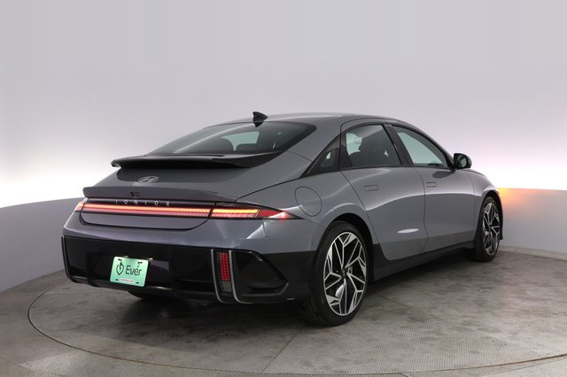 2024 Hyundai IONIQ 6 — photo 2 of 21