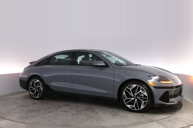 2024 Hyundai IONIQ 6 — photo 11 of 21