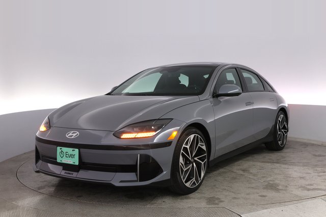 2024 Hyundai IONIQ 6 — VIN KMHM54AA1RA073575