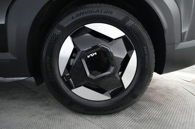 2024 Kia EV9 — photo 7 of 27