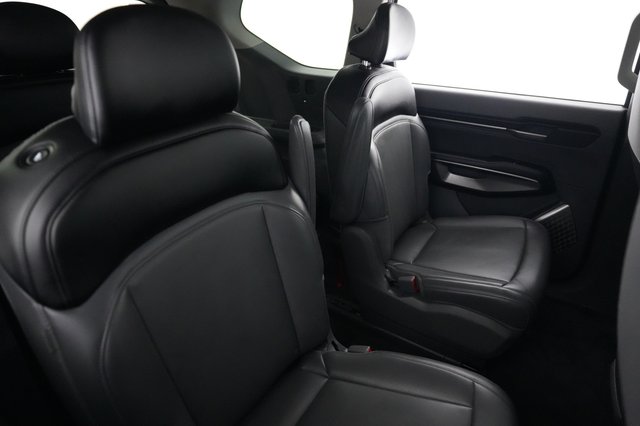 2024 Kia EV9 — photo 4 of 27
