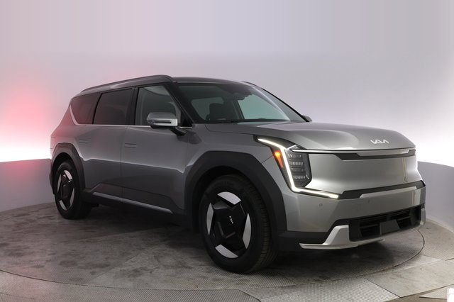 2024 Kia EV9 — photo 10 of 27