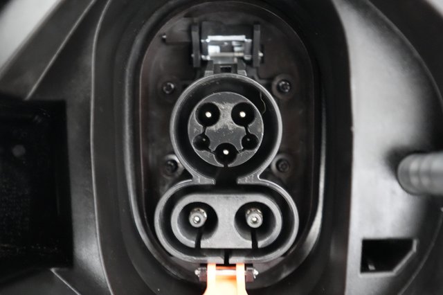 2023 Chevrolet Bolt EUV — photo 8 of 23