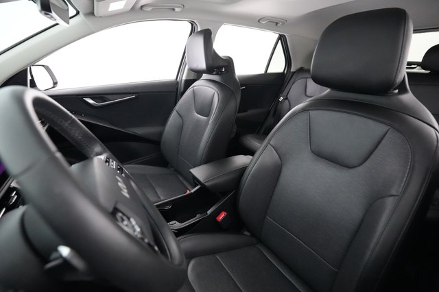 2023 Kia Niro EV — photo 3 of 21