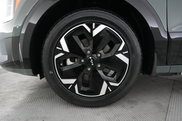 2023 Kia Niro EV — photo 14 of 21