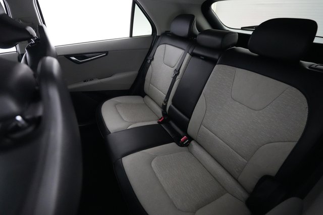 2023 Kia Niro EV — photo 18 of 21