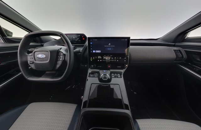 2024 Subaru Solterra — photo 21 of 23