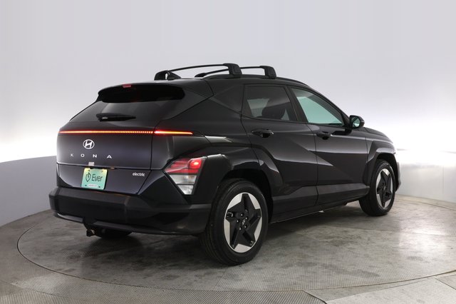 2024 Hyundai Kona Electric — photo 2 of 23