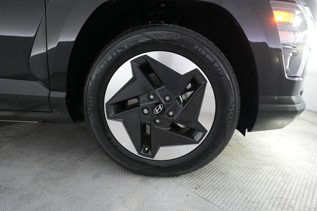 2024 Hyundai Kona Electric — photo 16 of 23