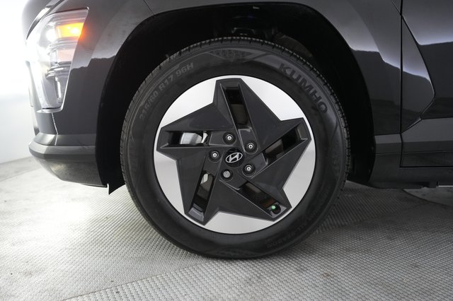 2024 Hyundai Kona Electric — photo 15 of 23