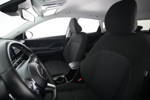 2024 Hyundai Kona Electric — photo 3 of 23
