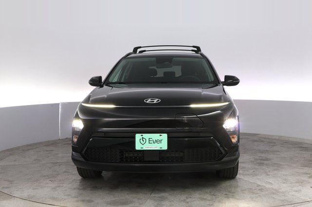 2024 Hyundai Kona Electric — photo 9 of 23