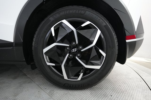 2024 Hyundai IONIQ 5 — photo 7 of 21