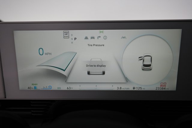 2024 Hyundai IONIQ 5 — photo 5 of 21